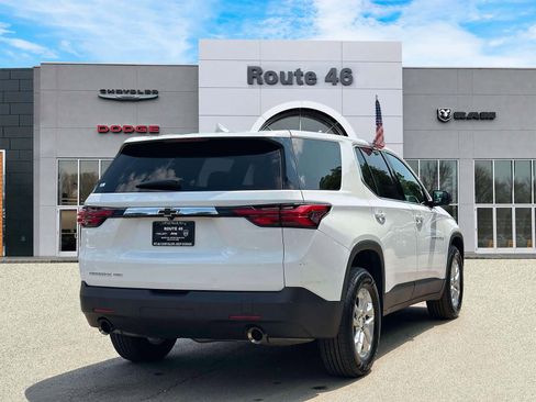 Used 2023 Chevrolet Traverse LS AWD/4WD image 5