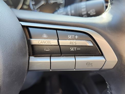 Used 2021 MAZDA CX-30 FWD 2.5 S w/ Select Package image 31