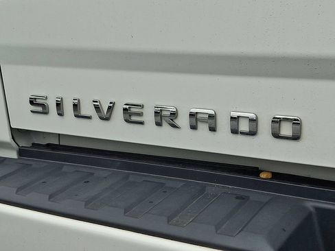 Used 2018 Chevrolet Silverado 1500 LT w/ All Star Edition AWD/4WD image 24