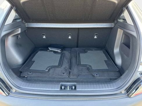Used 2023 Hyundai Kona SEL AWD/4WD image 5