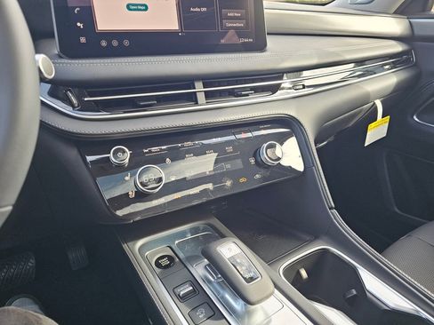 New 2026 INFINITI QX60 Luxe w/ Cargo Package image 28