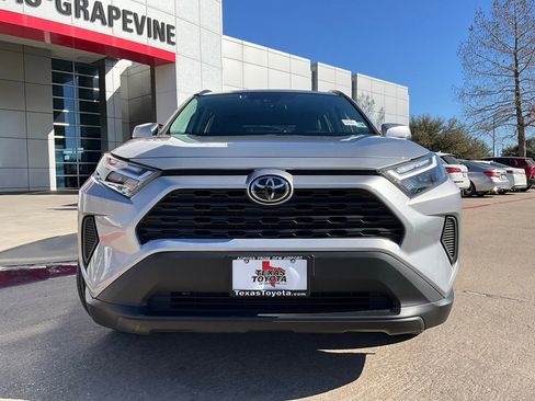 Used 2025 Toyota RAV4 XLE w/ Weather Package image 4