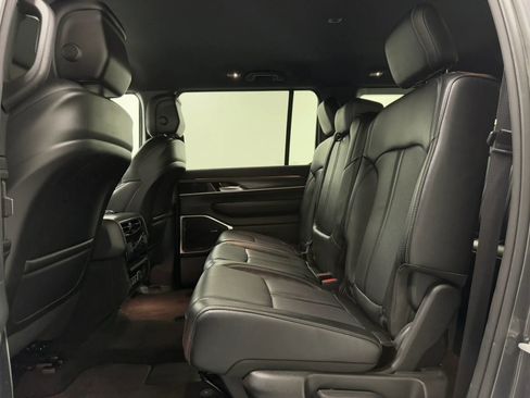 Used 2024 Jeep Wagoneer Series II w/ Flexible Seating Group image 49