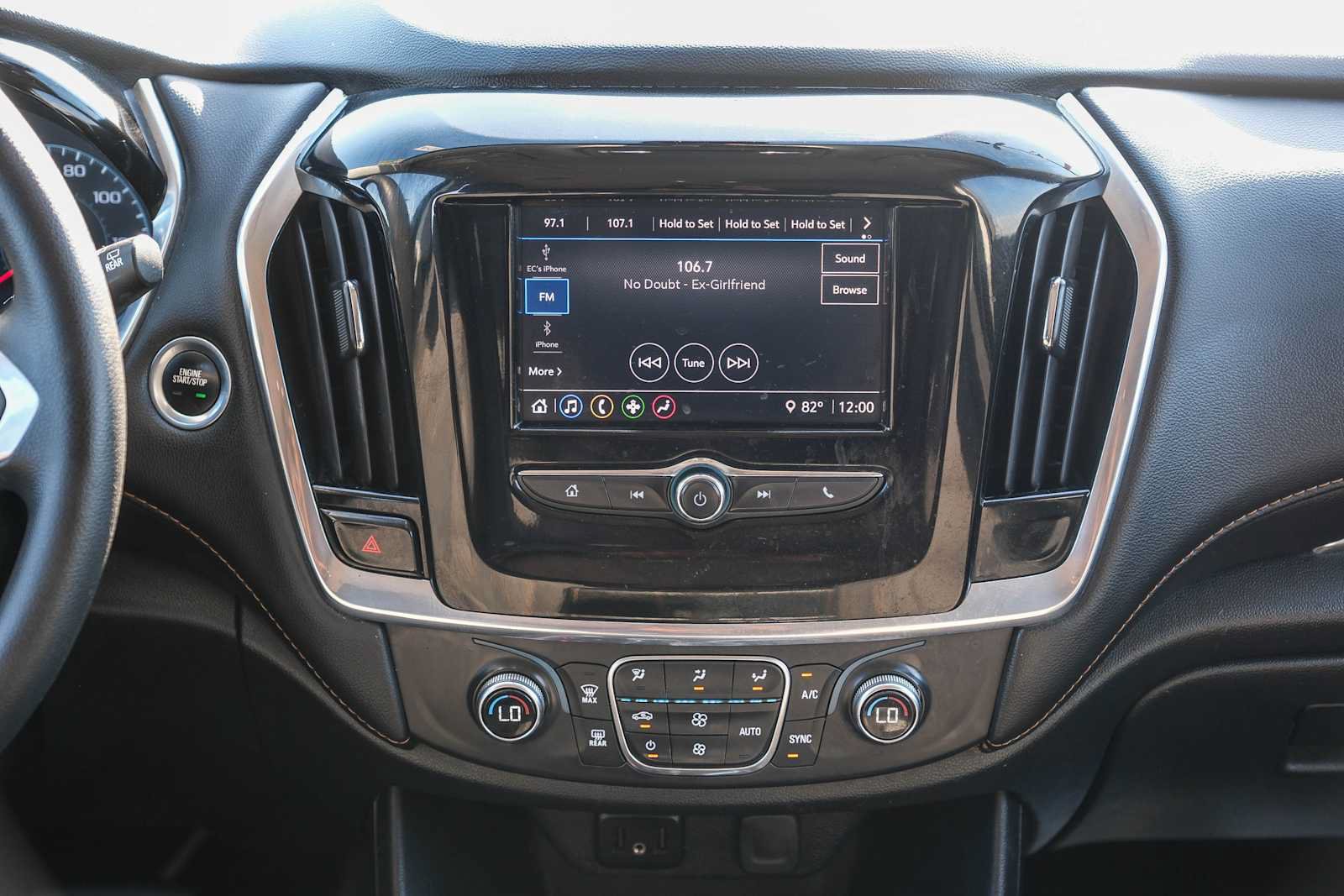Used 2020 Chevrolet Traverse LS w/ LPO, Black Accent Package FWD image 14