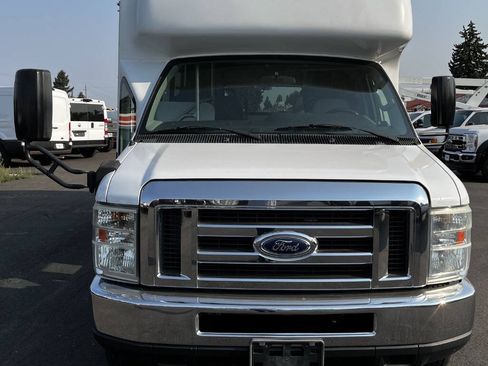 Used 2016 Ford E-450 and Econoline 450 Super Duty w/ Shuttle Bus Prep Package RWD image 2