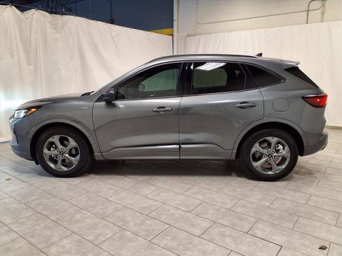 Used 2023 Ford Escape ST-Line w/ Equipment Group 301A image 6