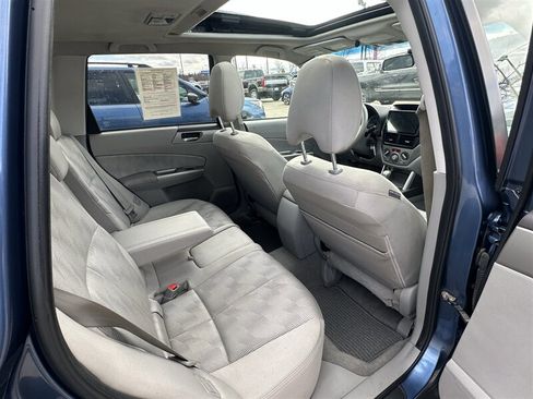 Used 2010 Subaru Forester 2.5X Premium AWD/4WD image 10