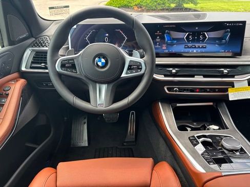 New 2026 BMW X5 xDrive40i w/ M Sport Package AWD/4WD image 19