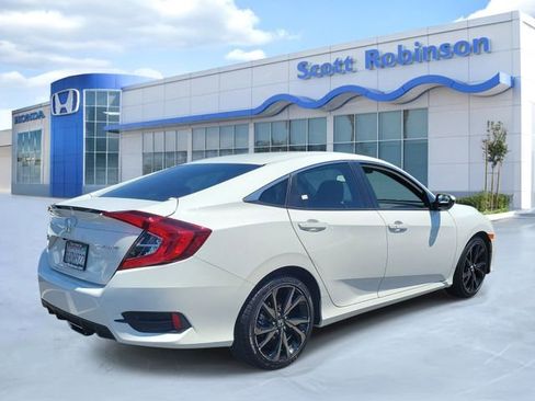 Used 2019 Honda Civic Sport image 4