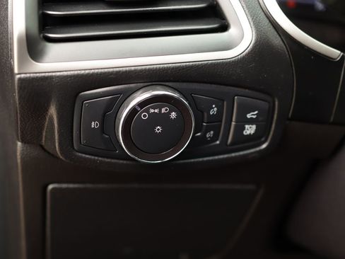 Used 2019 Ford Edge SEL w/ Equipment Group 201A image 10