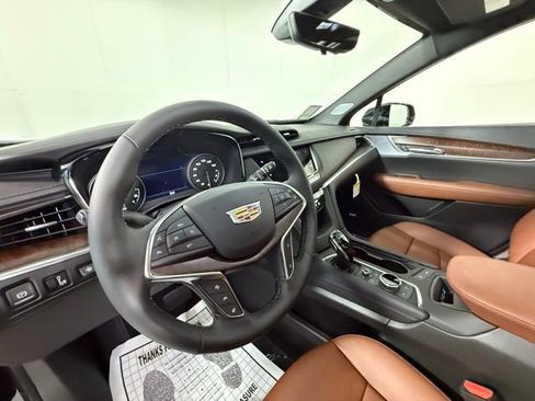New 2025 Cadillac XT5 Premium Luxury w/ Technology Package image 6