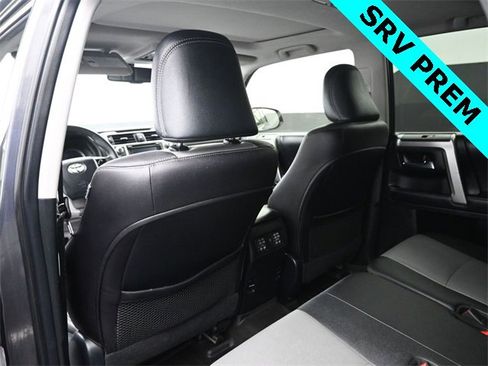 Used 2018 Toyota 4Runner SR5 Premium image 10