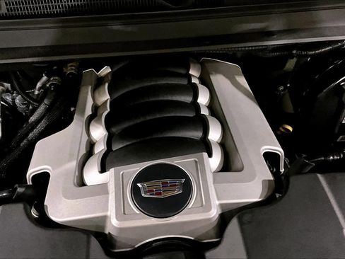 Used 2019 Cadillac Escalade Luxury AWD/4WD image 31