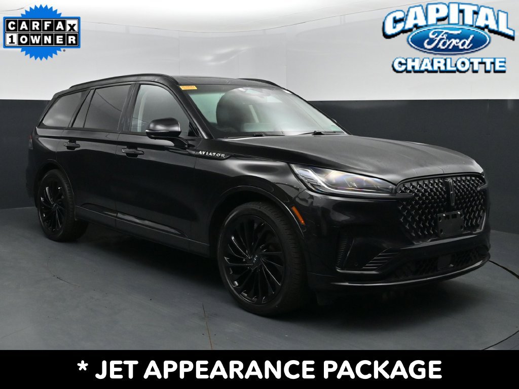 Used 2025 Lincoln Aviator Reserve w/ Jet Appearance Package RWD image 3