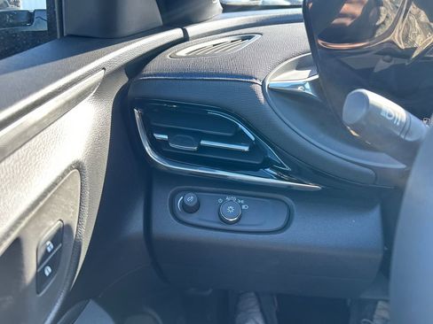 New 2026 Buick Envista Sport Touring FWD image 19