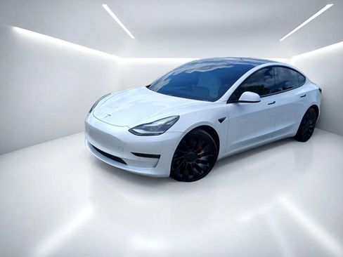 Used 2021 Tesla Model 3 Performance AWD/4WD image 2