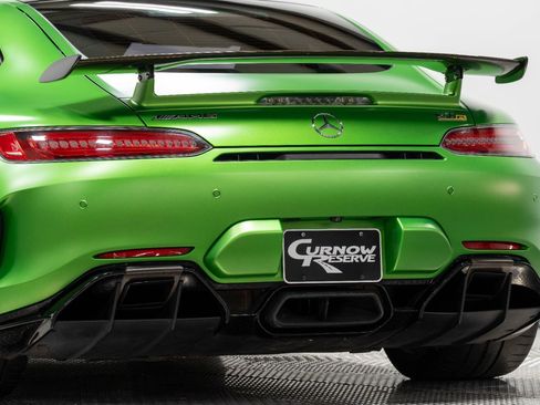 Used 2018 Mercedes-Benz AMG GT R image 15