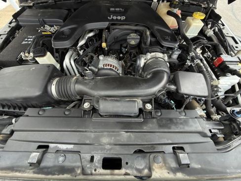 Used 2020 Jeep Gladiator Rubicon image 31