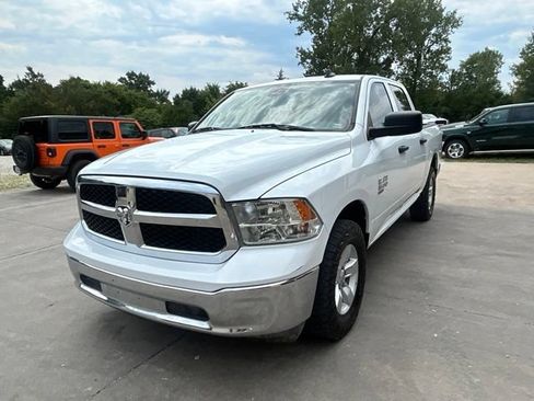 Used 2023 RAM 1500 Classic SLT w/ Electronics Group AWD/4WD image 7