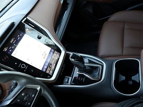 Used 2024 Subaru Outback Touring XT image 21