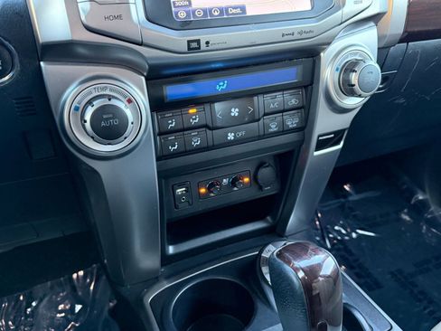 Used 2016 Toyota 4Runner Limited image 33