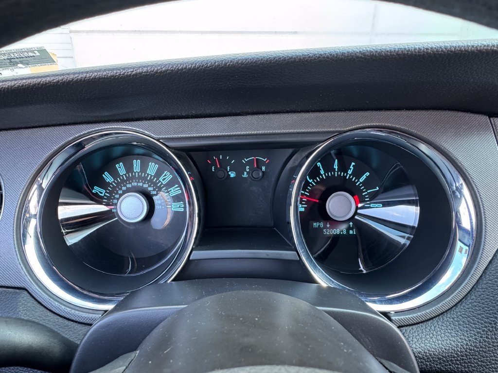 Used 2012 Ford Mustang Convertible RWD image 11