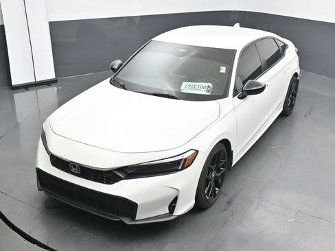 Used 2025 Honda Civic Sport image 12