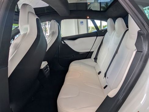 Used 2017 Tesla Model S 75 image 7