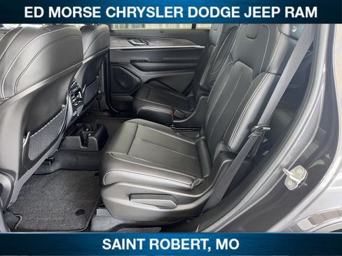 New 2025 Jeep Grand Cherokee L Limited w/ Luxury Tech Group II AWD/4WD image 30