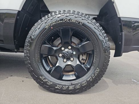 Used 2023 RAM 1500 Big Horn AWD/4WD image 32