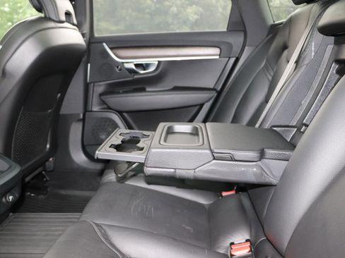 Used 2020 Volvo V90 T6 Cross Country AWD/4WD image 17