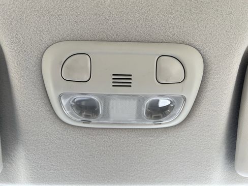 Used 2013 Subaru Impreza 2.0i image 29