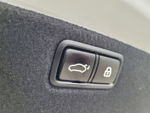 Used 2019 Genesis G80 3.3T Sport image 29