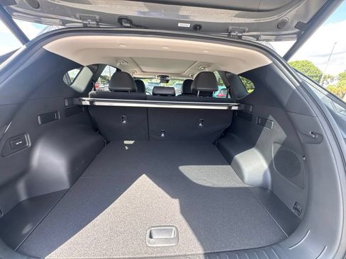 Used 2026 Hyundai Tucson Limited AWD/4WD image 14