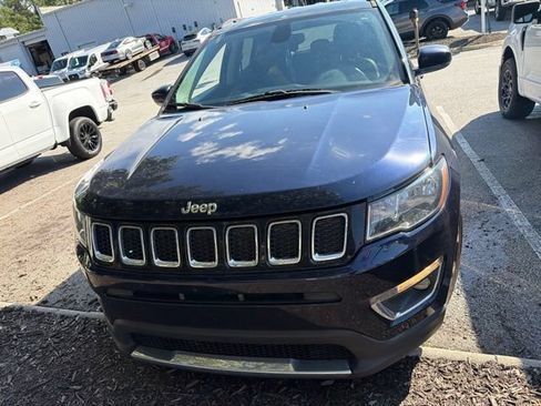 Used 2018 Jeep Compass Limited w/ Navigation Group AWD/4WD image 2