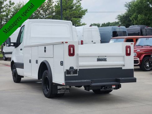New 2024 Mercedes-Benz Sprinter 4500 image 5