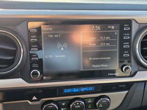 Used 2022 Toyota Tacoma SR5 RWD image 27
