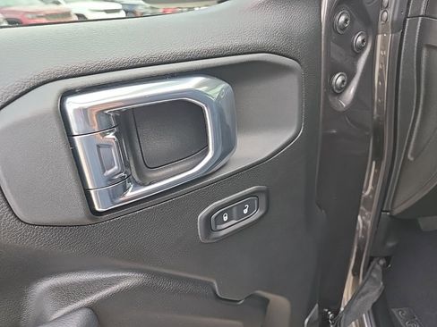 New 2026 Jeep Wrangler Sport AWD/4WD image 31