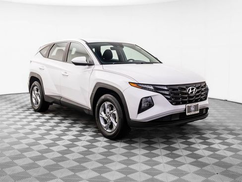 Used 2023 Hyundai Tucson SE image 7
