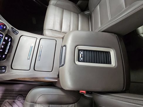 Used 2018 GMC Yukon XL Denali w/ Open Road Package AWD/4WD image 23