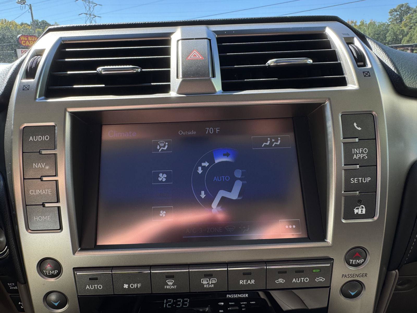Used 2020 Lexus GX 460 Premium w/ Premium Package AWD/4WD image 30
