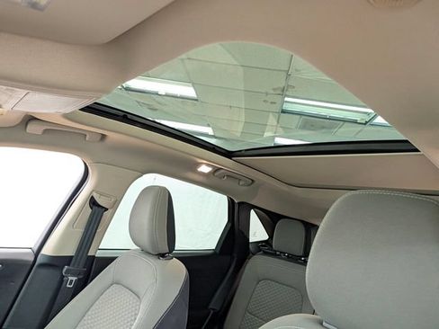 Certified 2020 Ford Escape SE AWD/4WD image 13
