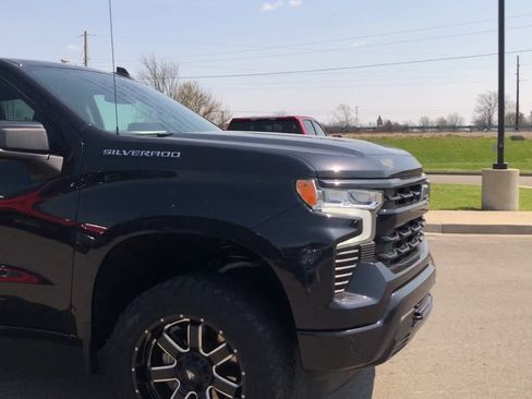 Used 2023 Chevrolet Silverado 1500 RST w/ Convenience Package II image 2