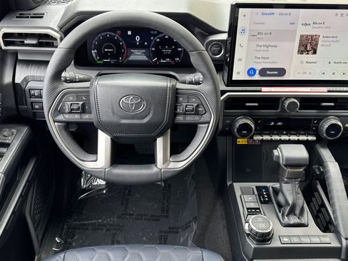 New 2026 Toyota 4Runner 4WD image 13