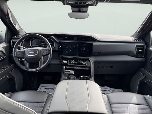 Used 2024 GMC Sierra 1500 AT4X image 33