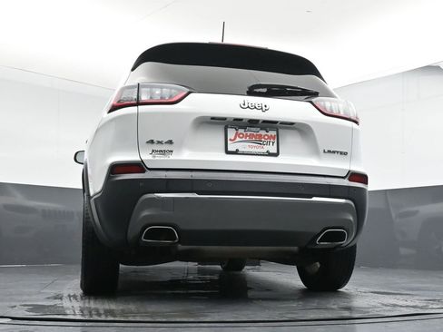 Used 2019 Jeep Cherokee Limited image 38