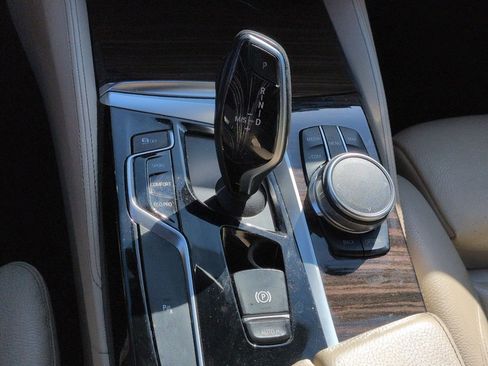 Used 2017 BMW 540i image 26