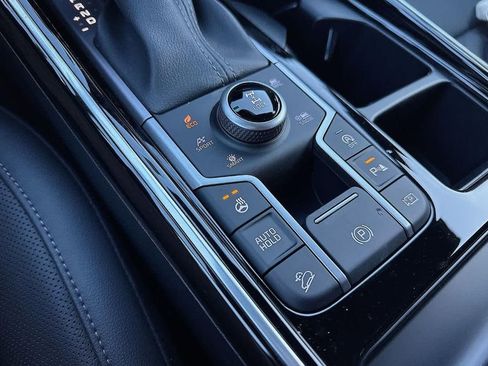 New 2025 Kia Sorento SX Prestige image 40