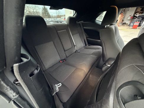 Used 2019 Dodge Challenger SXT image 26