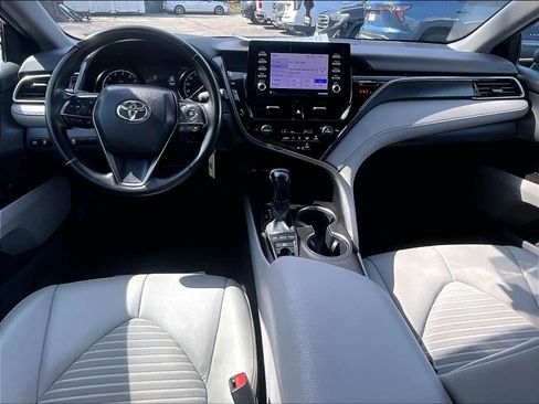 Used 2022 Toyota Camry SE image 20